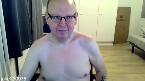 Snapshot of jake230975 chatting on February 3, 7:19 pm Jake2309 online show from February 3, 7:19 pm