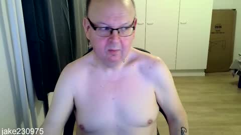 Snapshot of jake230975 chatting on February 19, 8:38 pm Jake2309 online show from February 19, 8:38 pm