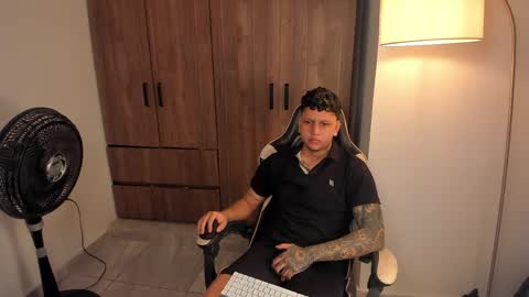 Jake Pons online show from May 24, 8:14 pm