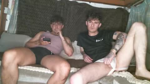 JakeandLeo online show from March 20, 1:32 am