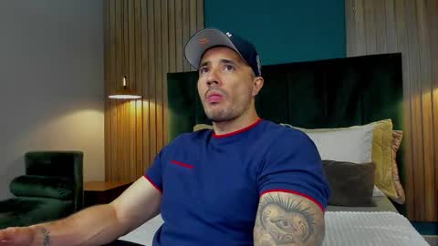 jakestone_1 online show from November 14, 1:26 am