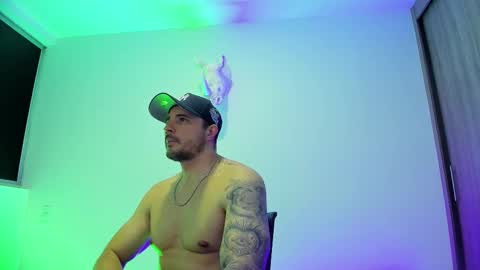 jakestone_1 online show from February 20, 1:24 am