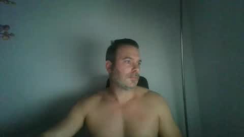 jam3s5959 online show from April 28, 10:15 pm