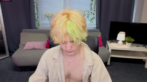 JameMiller online show from March 24, 7:13 am