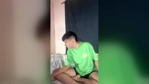 Snapshot of james_chez chatting on February 16, 5:31 pm james_chez online show from February 16, 5:31 pm