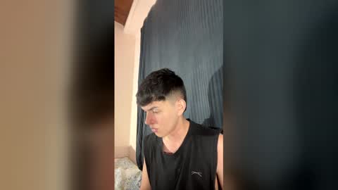 Snapshot of james_chez chatting on February 17, 3:29 pm james_chez online show from February 17, 3:29 pm