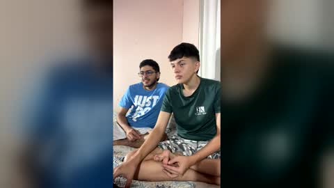 Snapshot of james_chez chatting on February 27, 4:51 pm james_chez online show from February 27, 4:51 pm