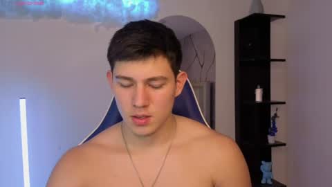 Snapshot of james_cr chatting on June 27, 7:19 pm james_cr online show from June 27, 7:19 pm