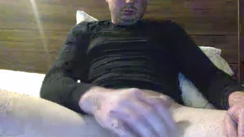 Snapshot of jamesbay367 chatting on January 12, 2:14 am jamesbay367 online show from January 12, 2:14 am