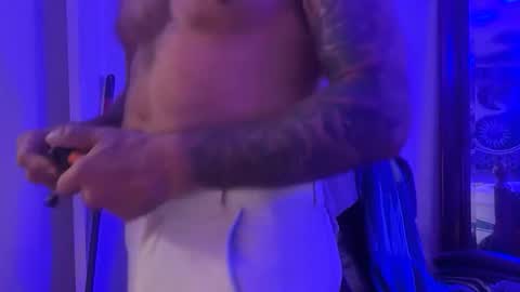 jamesceglarek36 online show from March 27, 8:37 am