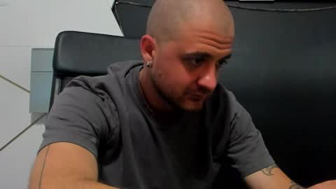 JamesMyers online show from May 30, 4:42 am