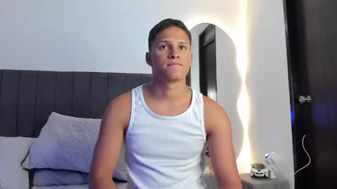 James Owenn online show from May 21, 4:52 am