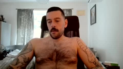jamesuk420 online show from July 26, 9:05 am