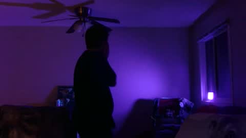 Snapshot of jameswolf777 chatting on January 19, 1:31 am jameswolf777 online show from January 19, 1:31 am