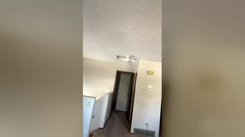 Snapshot of jameswolf777 chatting on April 8, 5:35 pm jameswolf777 online show from April 8, 5:35 pm