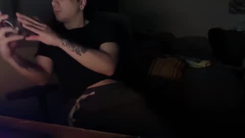 Snapshot of jamexoxo_ chatting on March 12, 2:20 am jazzy online show from March 12, 2:20 am