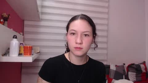 Snapshot of jane_r chatting on February 20, 1:24 am Jane online show from February 20, 1:24 am