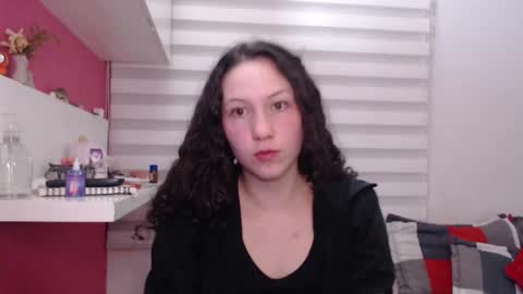 Snapshot of jane_r chatting on February 27, 2:00 am Jane online show from February 27, 2:00 am