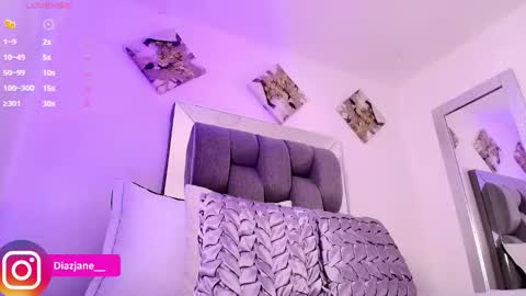 Jennifer online show from February 28, 9:27 pm