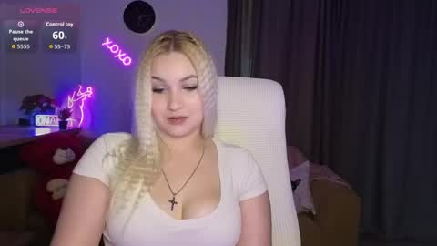 Jane online show from April 16, 11:11 am