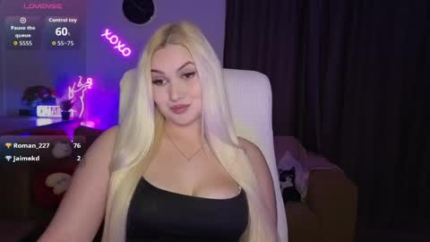 Jane online show from May 21, 8:49 pm