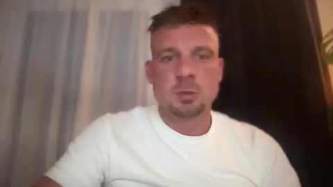 Snapshot of janettarobin chatting on May 18, 7:52 pm RoJan online show from May 18, 7:52 pm