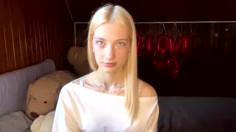 Elsa online show from July 18, 8:07 am