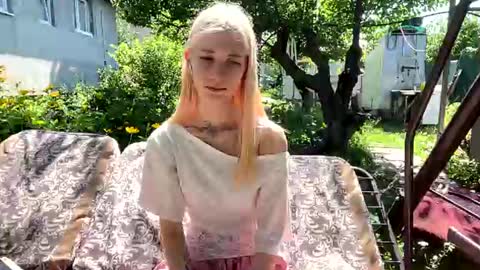 Elsa online show from August 1, 8:35 am