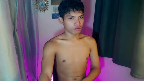 janlloyd04 online show from March 20, 6:07 am