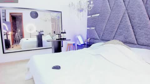 Janna online show from April 18, 4:05 am