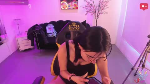 Snapshot of janne_foox chatting on July 16, 7:42 pm online show from July 16, 7:42 pm