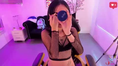 Snapshot of janne_foox chatting on July 18, 7:50 pm online show from July 18, 7:50 pm