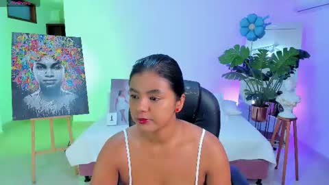 Snapshot of jany__love chatting on July 6, 10:56 am JANY online show from July 6, 10:56 am