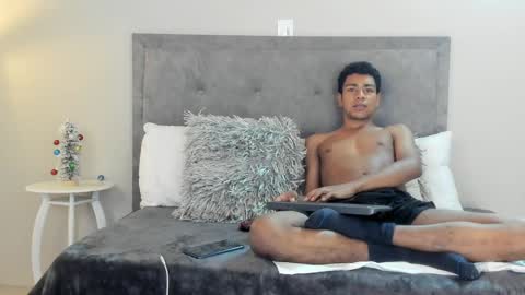 jared_blake online show from December 28, 1:29 am