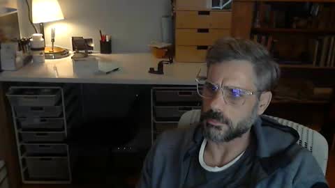 Snapshot of jareth_returns chatting on January 22, 2:26 am jareth_returns online show from January 22, 2:26 am