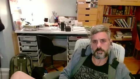 Snapshot of jareth_returns chatting on November 3, 2:35 am jareth_returns online show from November 3, 2:35 am