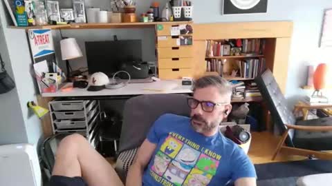 Snapshot of jareth_returns chatting on March 20, 7:08 pm jareth_returns online show from March 20, 7:08 pm