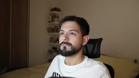 Snapshot of jarod3426 chatting on March 21, 7:17 pm JAROD online show from March 21, 7:17 pm