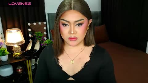 Jasmine Brandy online show from January 12, 3:50 pm