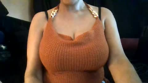 Jasmine online show from June 23, 5:44 pm
