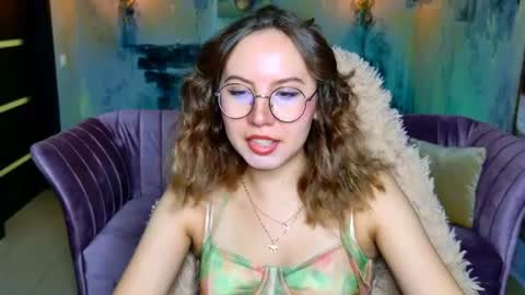 Jasmine online show from June 17, 5:10 am