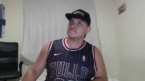 jason_boy_ online show from April 16, 5:08 am