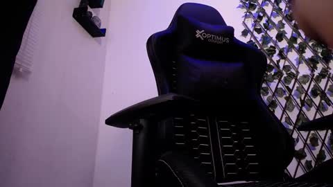 JKing  online show from March 14, 6:19 am