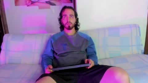 jave_rave online show from April 15, 4:08 am