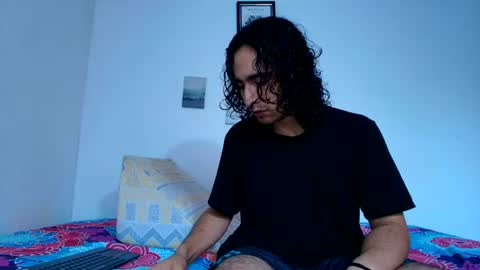 Snapshot of jave_rave chatting on June 22, 12:13 pm jave_rave online show from June 22, 12:13 pm