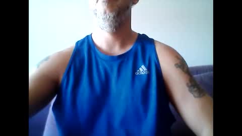 Snapshot of javicorb chatting on February 18, 12:28 pm Javier online show from February 18, 12:28 pm