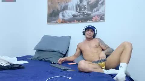 Javier online show from June 17, 5:43 am