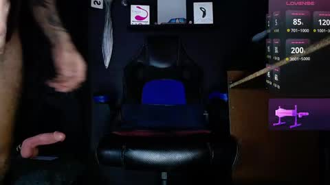 JAVII TORRES online show from December 10, 10:06 am