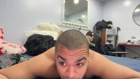 javiSdick online show from February 3, 10:37 pm