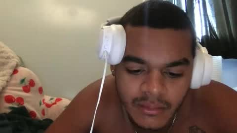 javiSdick online show from June 4, 9:54 pm